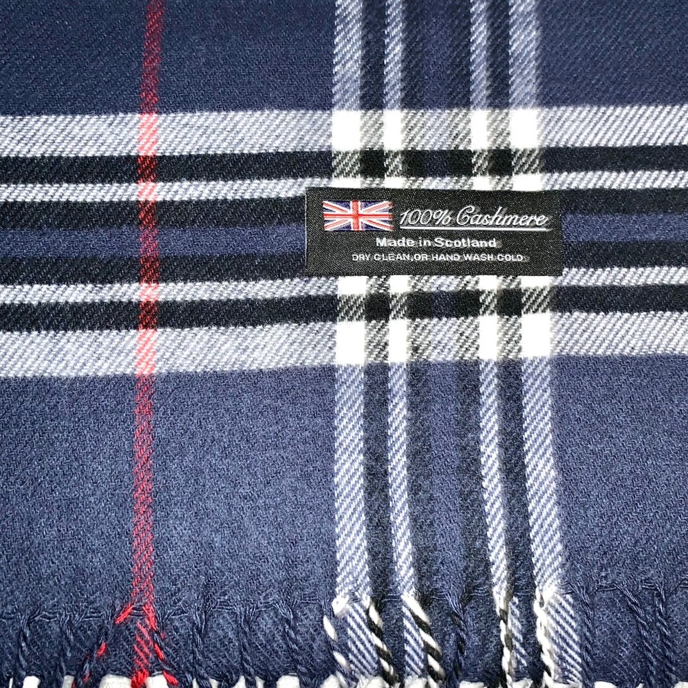 NEW Gorgeous Navy Plaid Cashmere Scarf